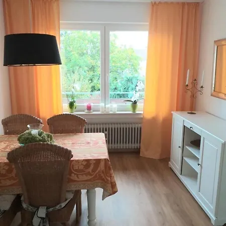 Helle 4 Zkb Mit Balkon In Apartamento