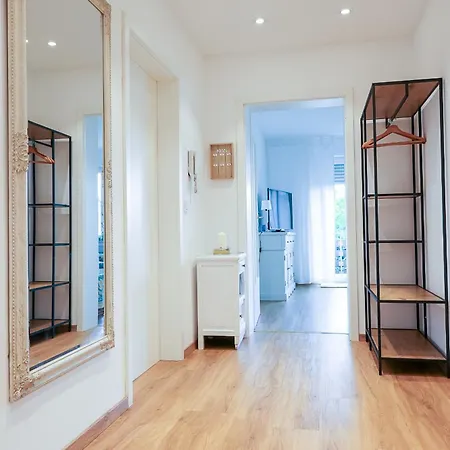 Apartamento Helle 4 Zkb Mit Balkon In