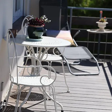 Helle 4 Zkb Mit Balkon In