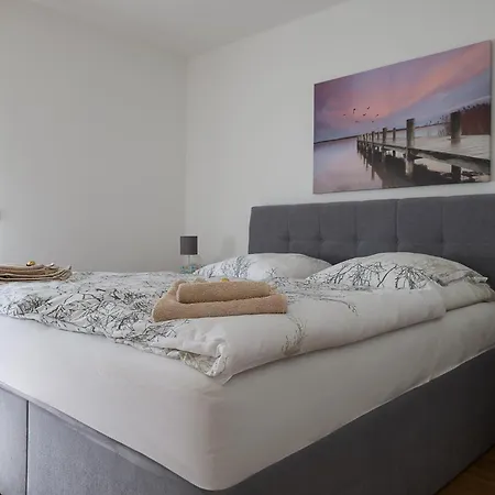 Helle 4 Zkb Mit Balkon In Apartamento *