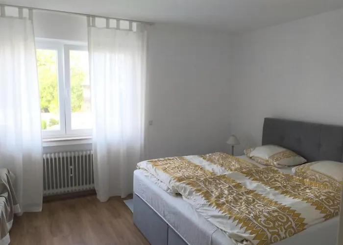 Helle 4 Zkb Mit Balkon In דירה