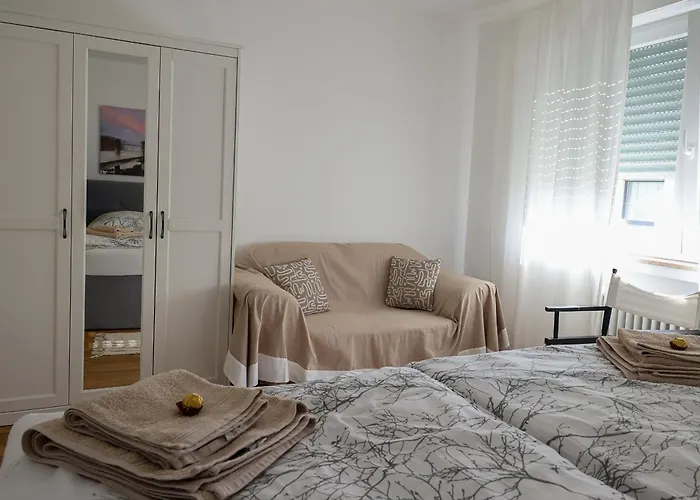 דירה Helle 4 Zkb Mit Balkon In וויטליך